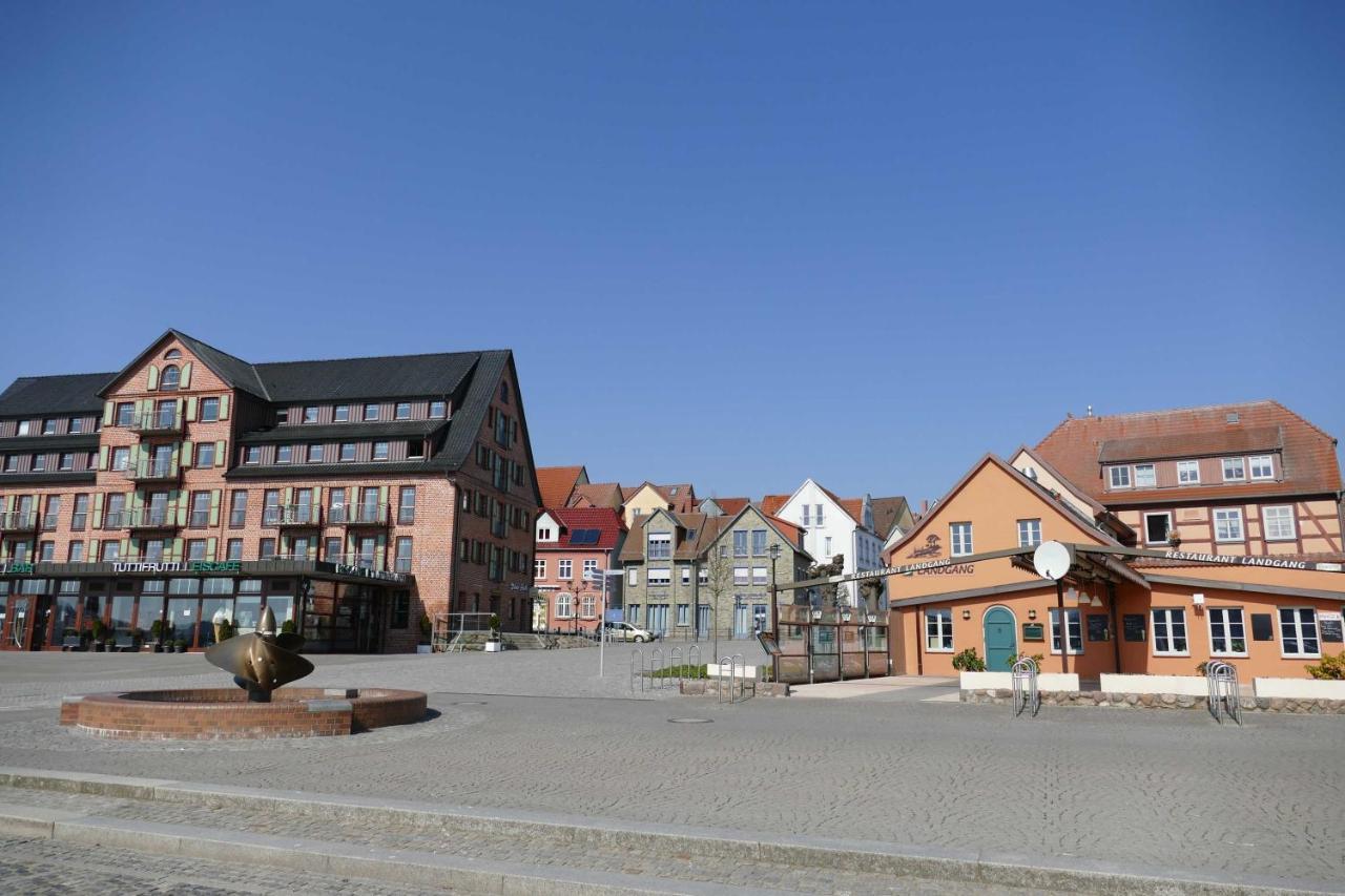Ferienwohnung An der Waterkant Objekt ID 12050 Waren  Exterior foto